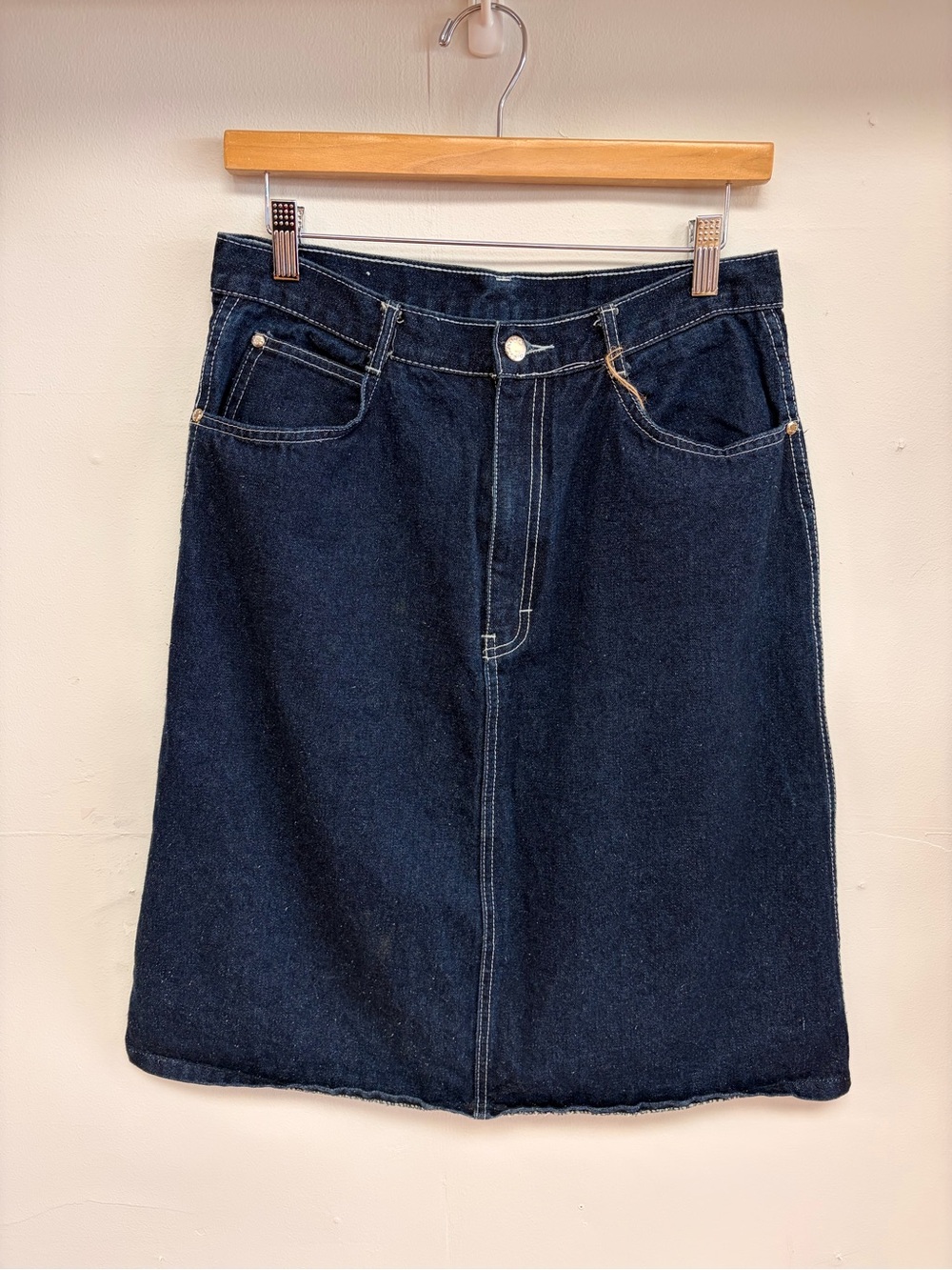 Vintage 1980’s Gitano Dark Wash mid-length pencil skirt